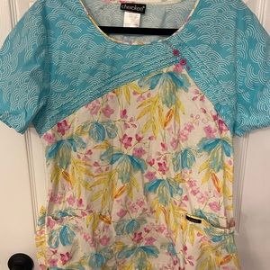 Large Cherokee Scrub Top